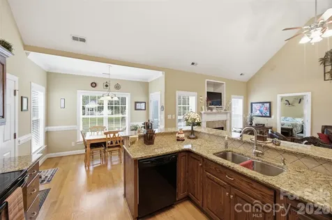 684 Pitts Road Catawba SC 29704