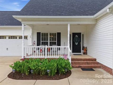 684 Pitts Road Catawba SC 29704
