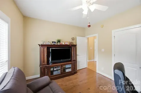 684 Pitts Road Catawba SC 29704