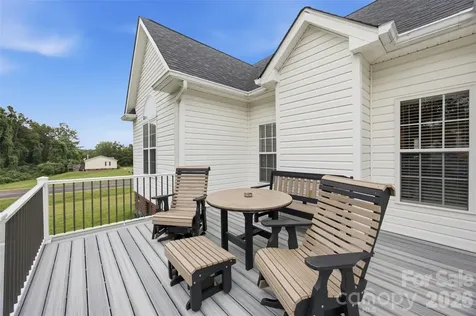 684 Pitts Road Catawba SC 29704