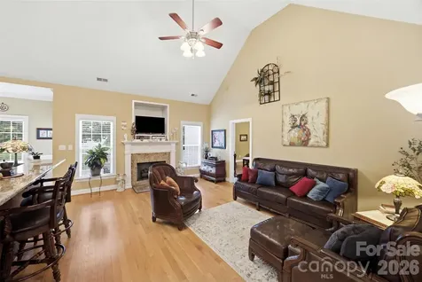 684 Pitts Road Catawba SC 29704