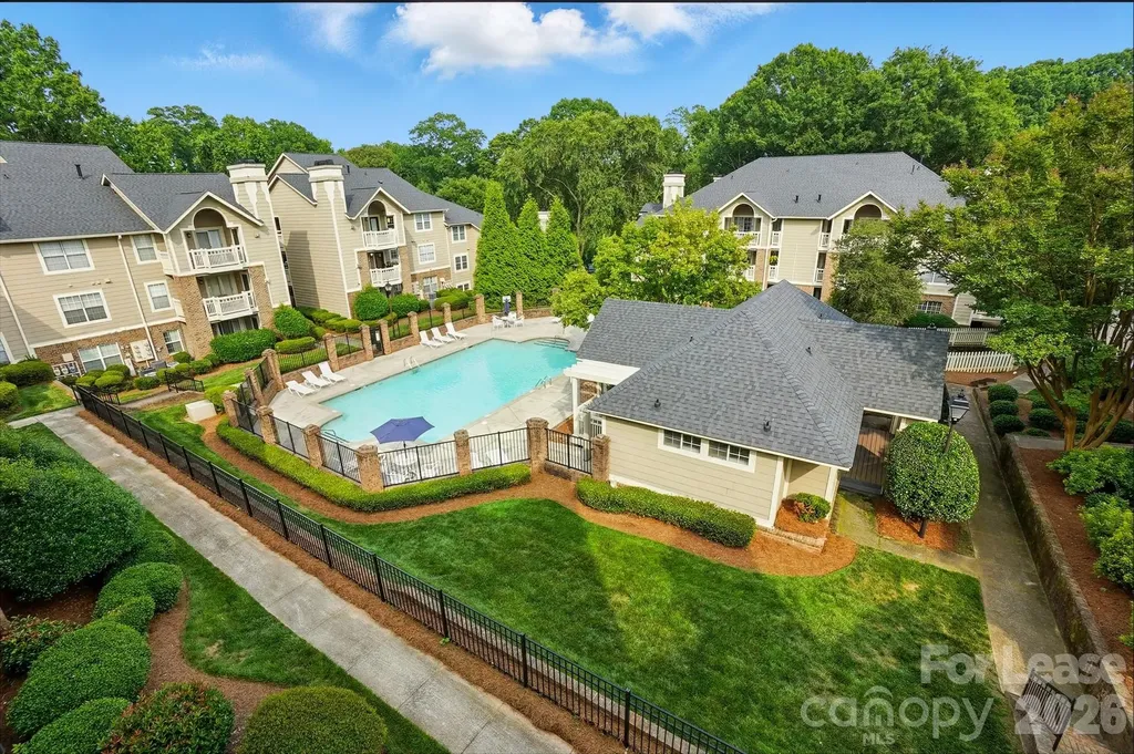 5007 Sharon Road Charlotte NC 28210