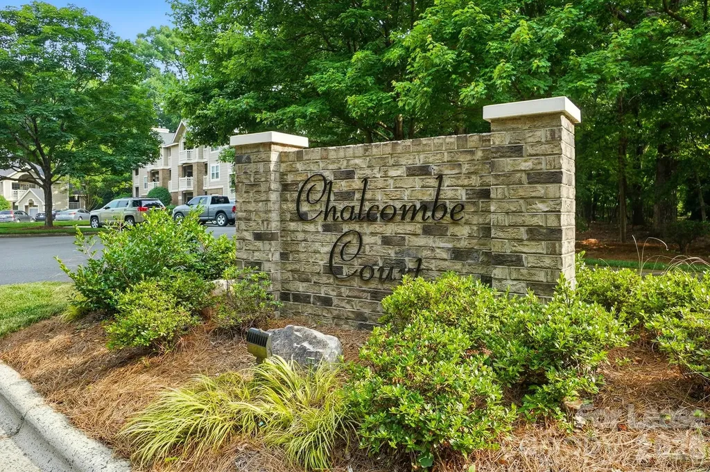 5007 Sharon Road Charlotte NC 28210