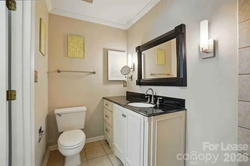 5007 Sharon Road Charlotte NC 28210