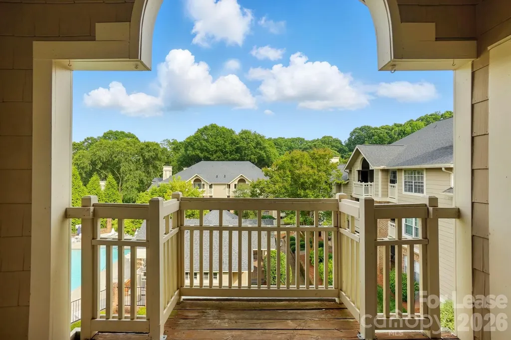 5007 Sharon Road Charlotte NC 28210