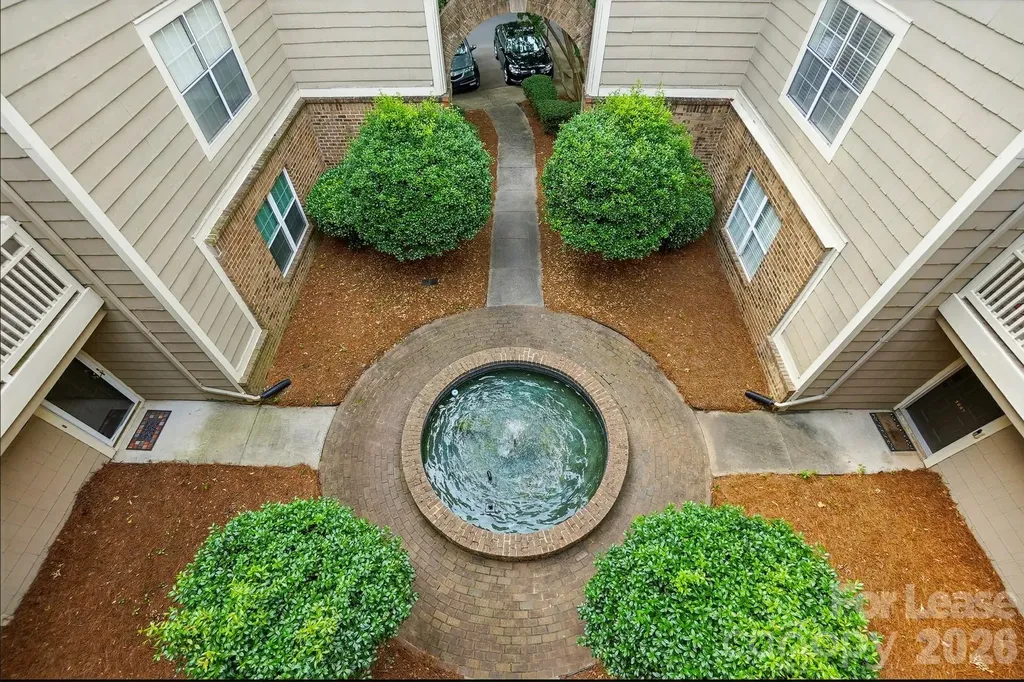 5007 Sharon Road Charlotte NC 28210