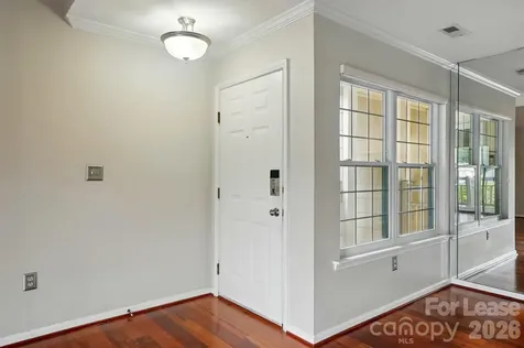 5007 Sharon Road Charlotte NC 28210