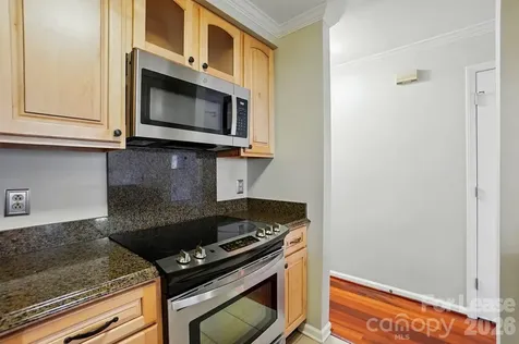 5007 Sharon Road Charlotte NC 28210