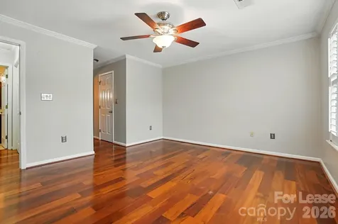 5007 Sharon Road Charlotte NC 28210