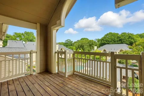 5007 Sharon Road Charlotte NC 28210