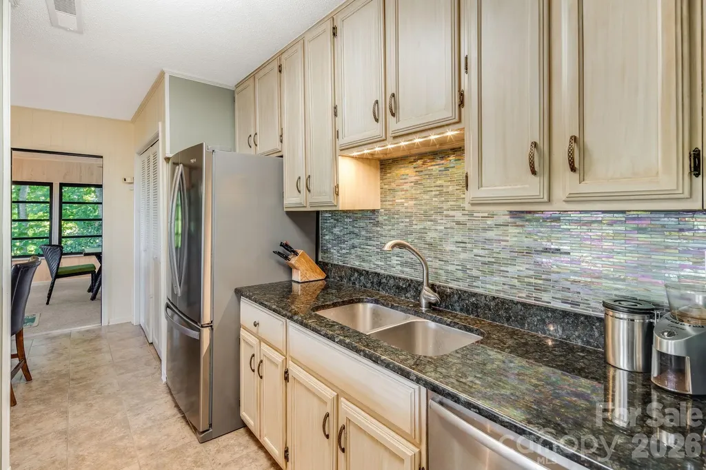99 Oak Ridge Drive Pisgah Forest NC 28768