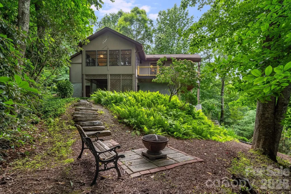 99 Oak Ridge Road Pisgah Forest NC 28768