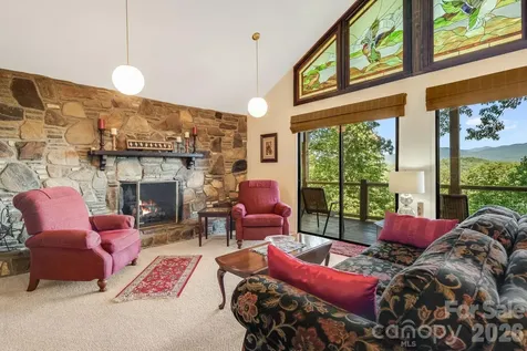 99 Oak Ridge Drive Pisgah Forest NC 28768
