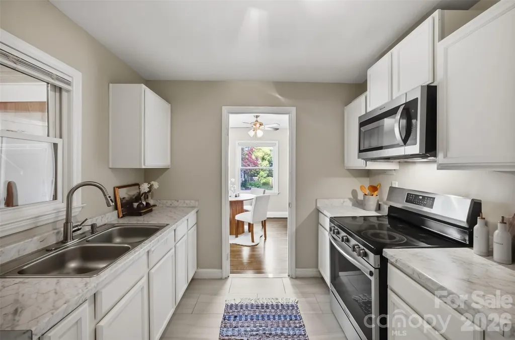 2516 Elon Street Charlotte NC 28208