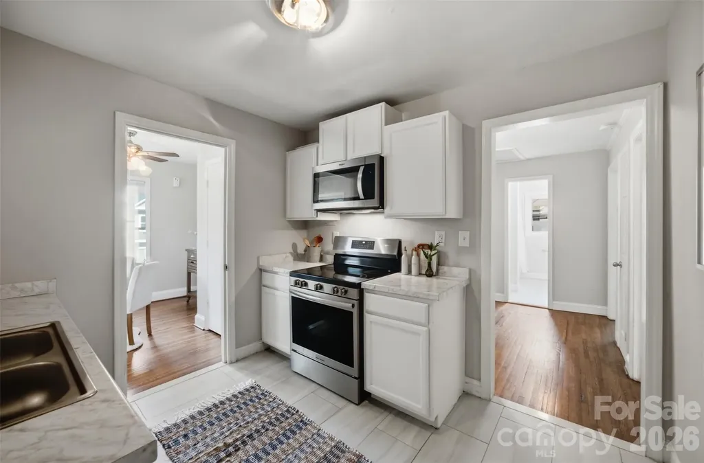 2516 Elon Street Charlotte NC 28208