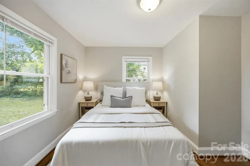 2516 Elon Street Charlotte NC 28208