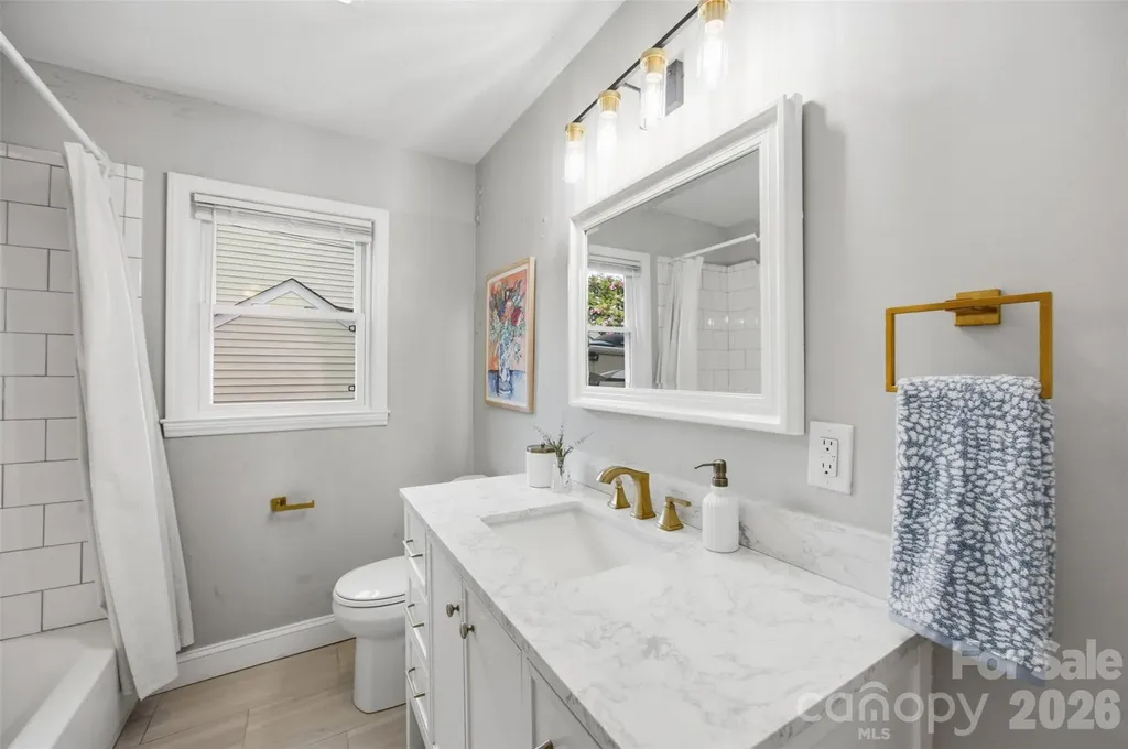 2516 Elon Street Charlotte NC 28208