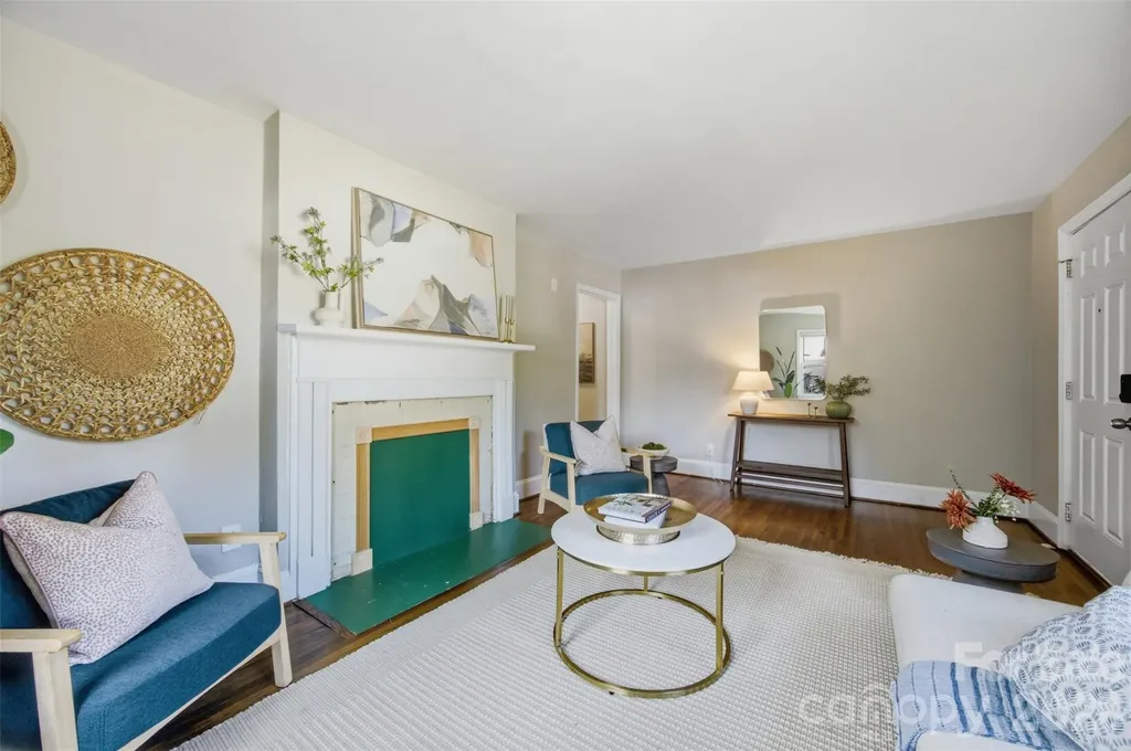2516 Elon Street Charlotte NC 28208