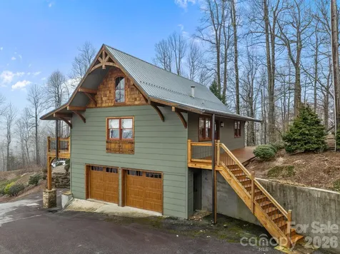 6773 Pinnacle Mountain Road Zirconia NC 28790