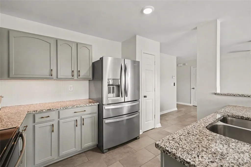 8603 Westhope Street Charlotte NC 28216