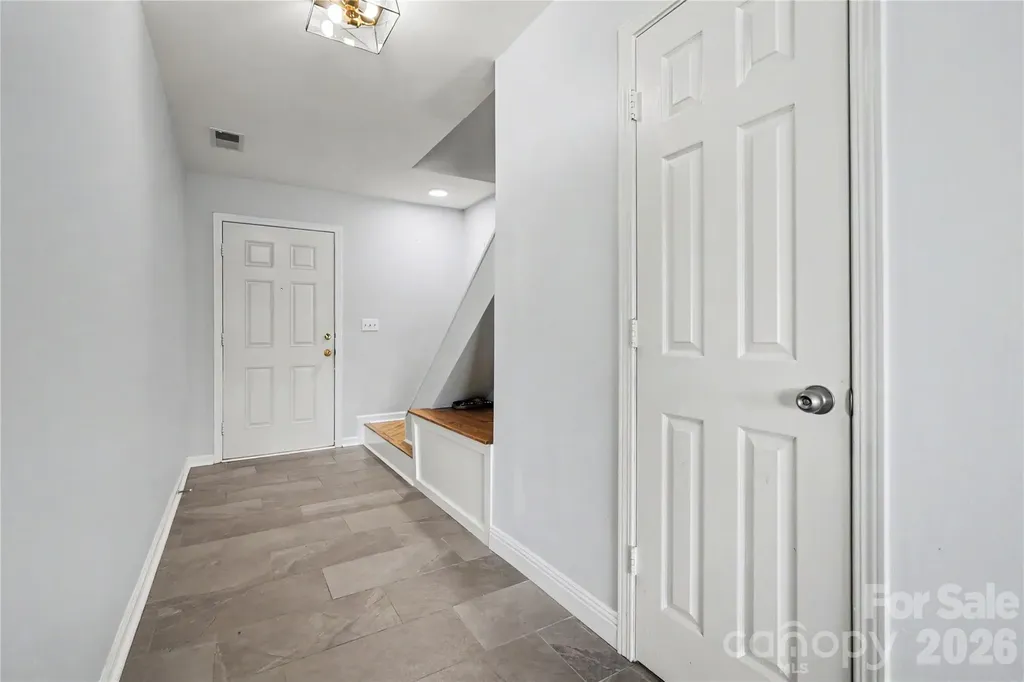 8603 Westhope Street Charlotte NC 28216