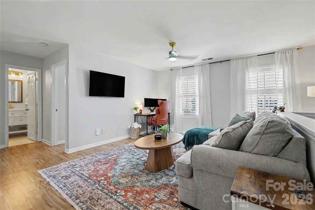 8603 Westhope Street Charlotte NC 28216