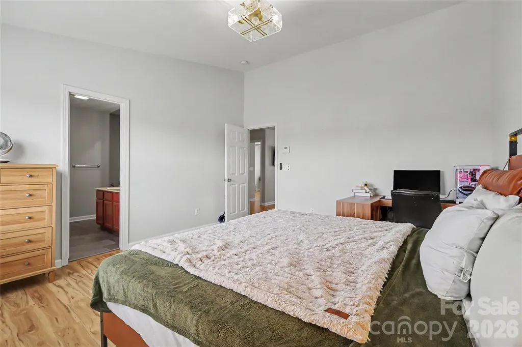 8603 Westhope Street Charlotte NC 28216