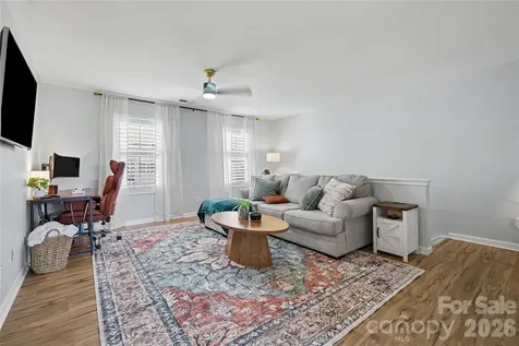 8603 Westhope Street Charlotte NC 28216