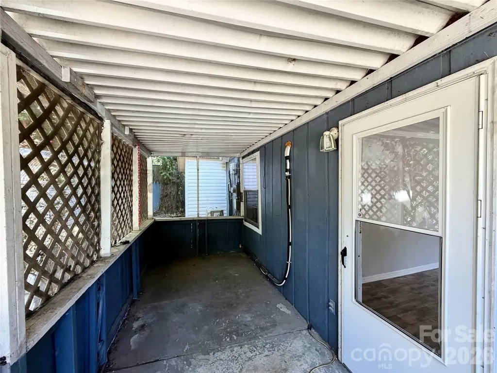 6 Leita Lane Asheville NC 28806