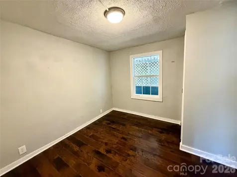 6 Leita Lane Asheville NC 28806