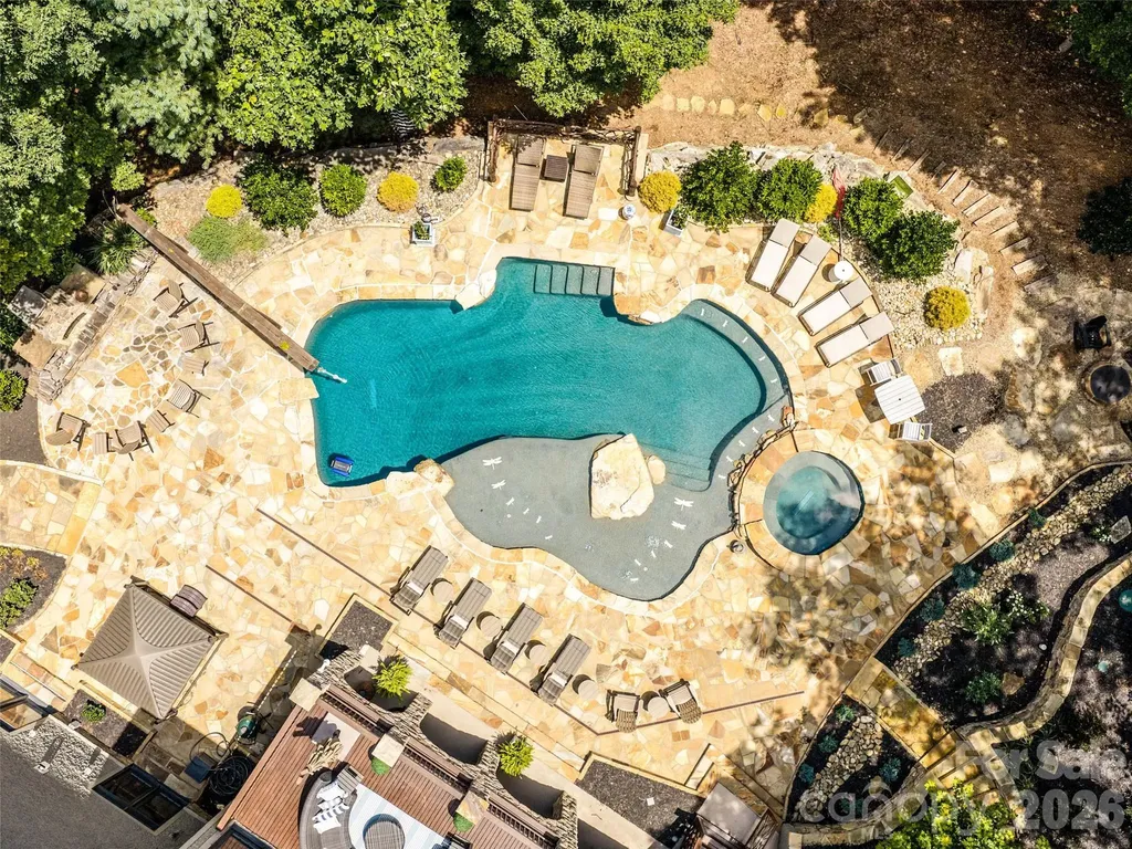 413 Barrington Drive Asheville NC 28803
