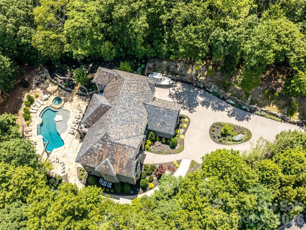 413 Barrington Drive Asheville NC 28803
