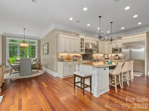 413 Barrington Drive Asheville NC 28803