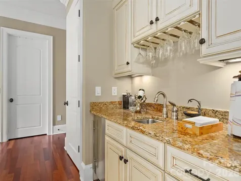 413 Barrington Drive Asheville NC 28803