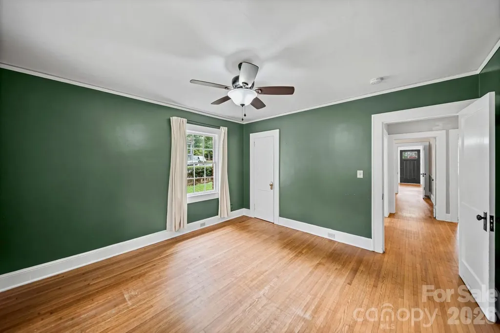 1214 S York Street Gastonia NC 28052