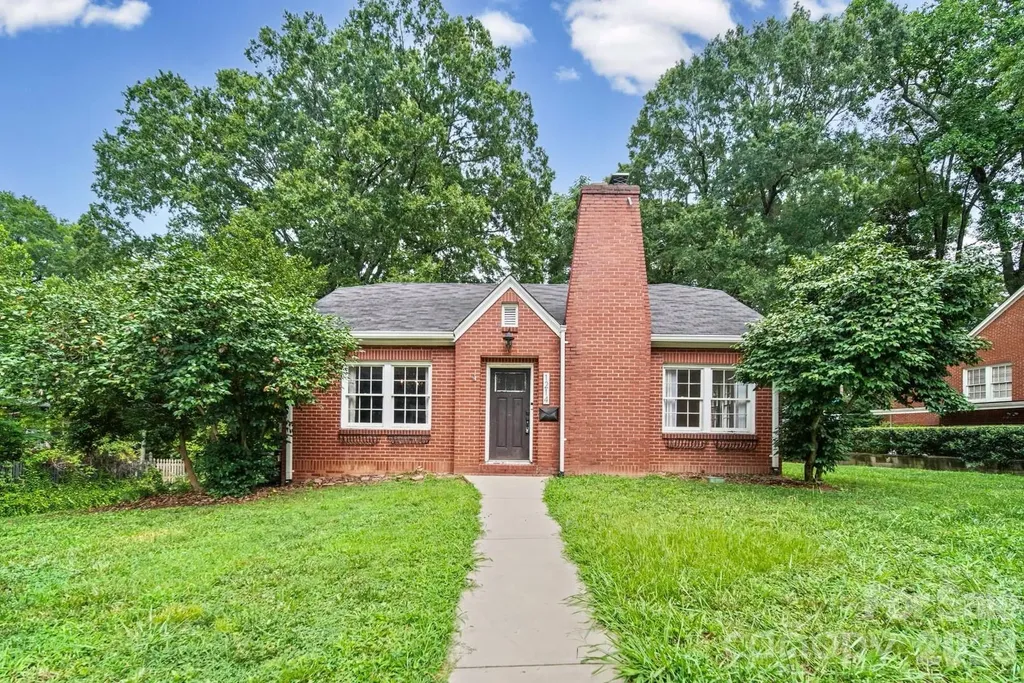 1214 S York Street Gastonia NC 28052