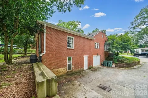 1214 S York Street Gastonia NC 28052