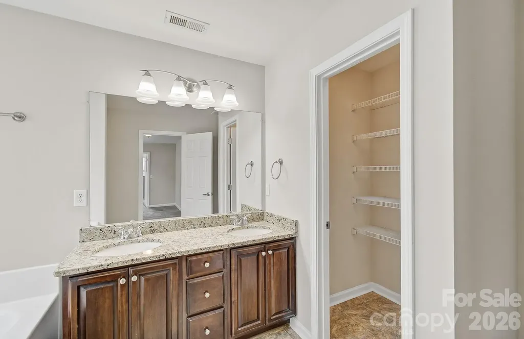 25 Manderley Way Arden NC 28704