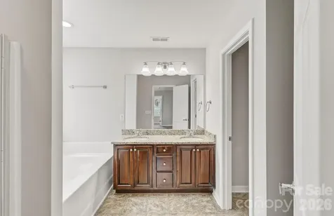 25 Manderley Way Arden NC 28704
