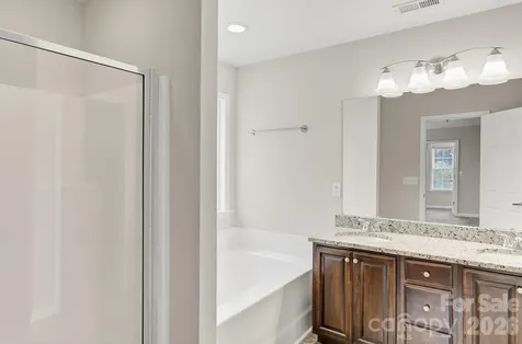 25 Manderley Way Arden NC 28704
