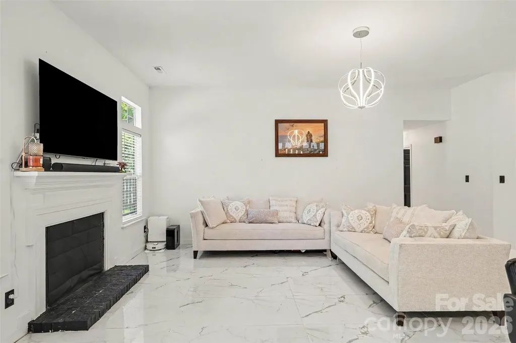 12109 Landing Green Drive Charlotte NC 28277