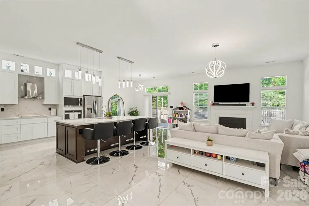 12109 Landing Green Drive Charlotte NC 28277