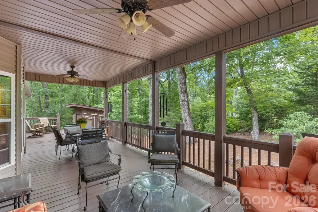 141 Dolly Lane Highlands NC 28741
