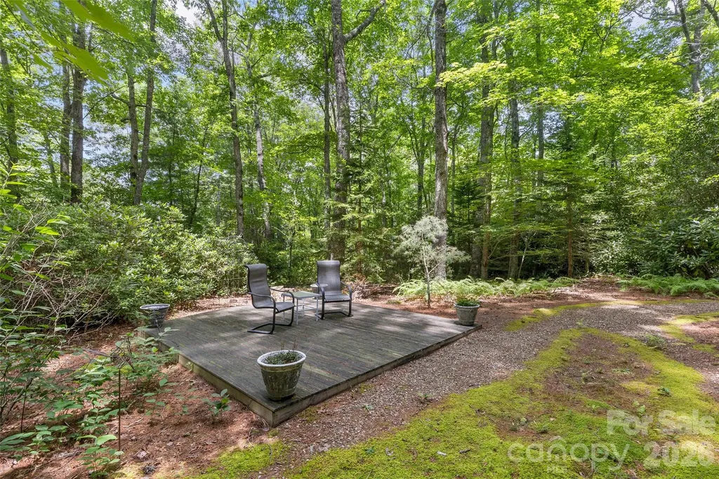 141 Dolly Lane Highlands NC 28741