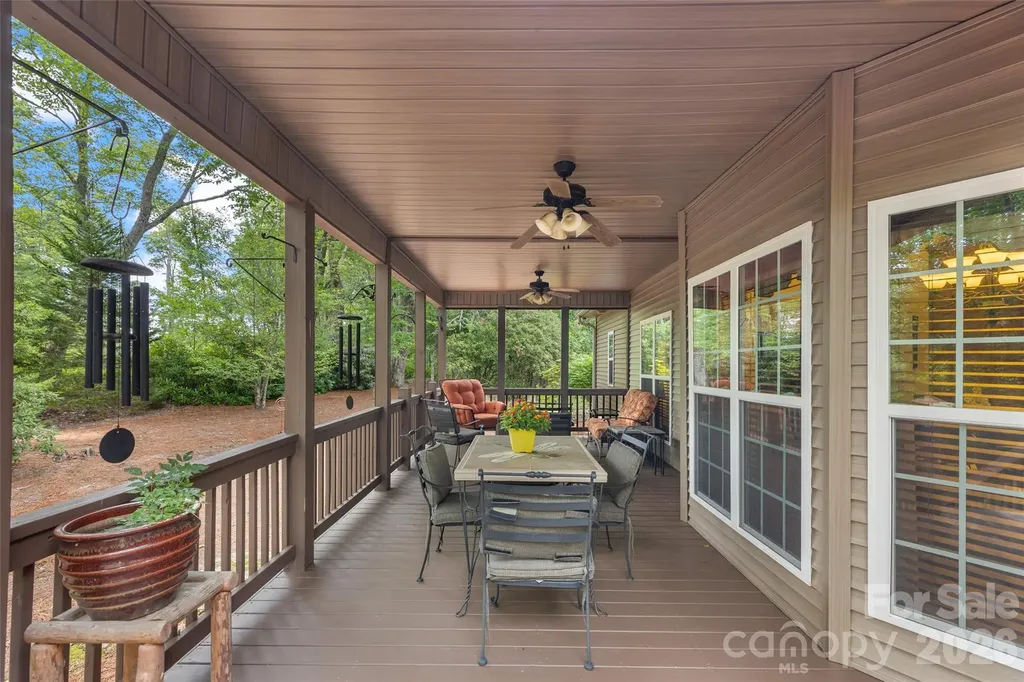 141 Dolly Lane Highlands NC 28741