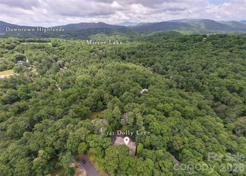 141 Dolly Lane Highlands NC 28741