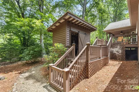 141 Dolly Lane Highlands NC 28741