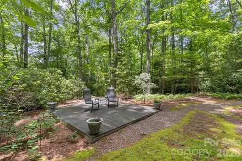141 Dolly Lane Highlands NC 28741