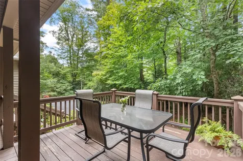 141 Dolly Lane Highlands NC 28741