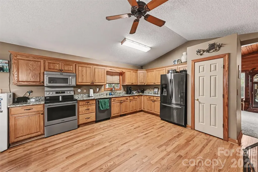 3999 Fincher Road Matthews NC 28104
